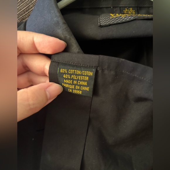 Men’s Black Long-Sleeved Shirt - Picture 4 of 4